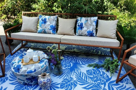 Coussin fleur bleue extérieur déperlant pour le jardin
