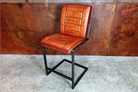 chaise haute ilot style vintage décoration industriel, aménagement bar, décoration contemporaine