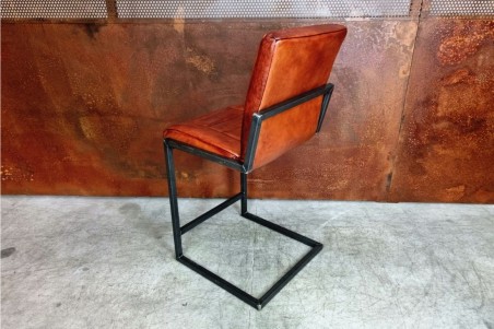 chaise haute ilot style vintage décoration industriel, aménagement bar, décoration contemporaine