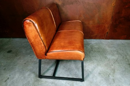 Moïta - Banquette contemporaine en cuir et métal - triple confort -