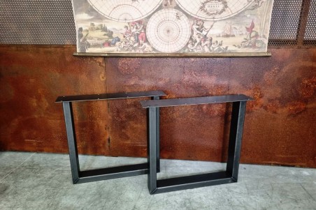 Pied de table carré en U en métal déco style industriel fabrication artisanale