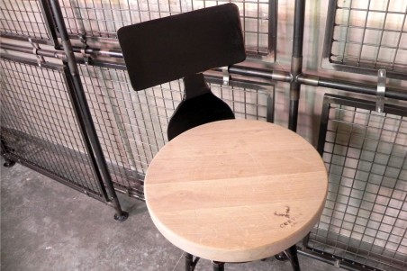 Chaise de bar métal et bois, style industriel, déco vintage, design steampunk, original