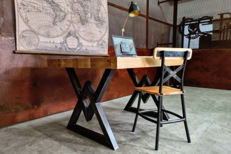 Pieds de table métal en triangles style industriel, culture vintage, décoration loft, design contemporain