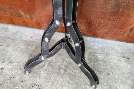 Table haute métal, style industriel, déco vintage, design steampunk, original