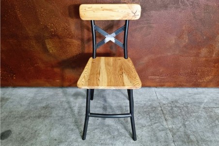 Chaise métal bois bistrot café bar restaurant déco style indus design vintage