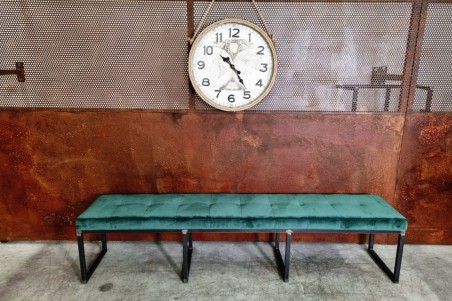 Banc velours vert forêt design métal   piétement acier style industriel déco loft contemporaine restaurant café bar hotel