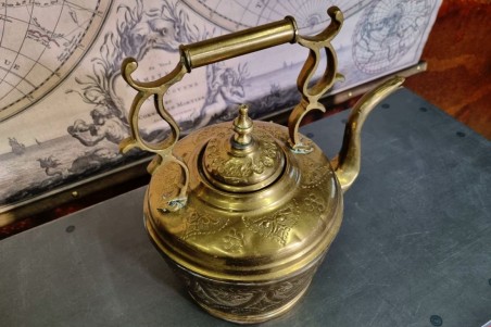 brocante, chiner, vintage, vieilli, ancien, théière laiton grand modèle