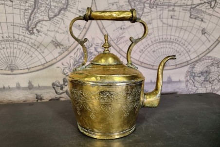brocante, chiner, vintage, vieilli, ancien, théière laiton moyen modèle