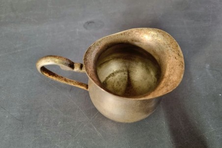 brocante, chiner, vintage, vieilli, ancien, service à thé en laiton set de 4 pièces, plateau, théière, pot à sucre, pot à lait