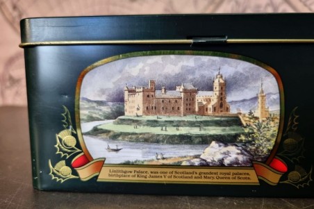 brocante, chiner, vintage, vieilli, ancien, boîte métal, verte,