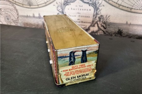 brocante, chiner, vintage, vieilli, ancien, boîte métal, rouge,