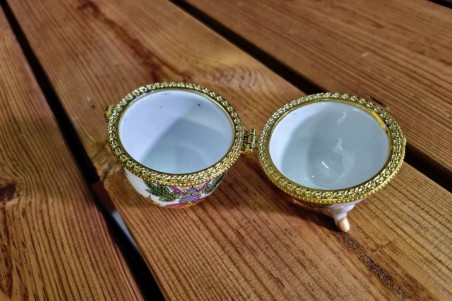 ancien, brocante, chiner, oeuf marquise, porcelaine, royal, boîte à bijoux, secret