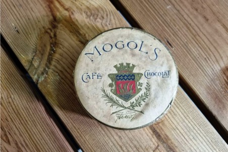 boîte café chocolat, mogols, métal et papier, ancien, vintage, chiner, brocante