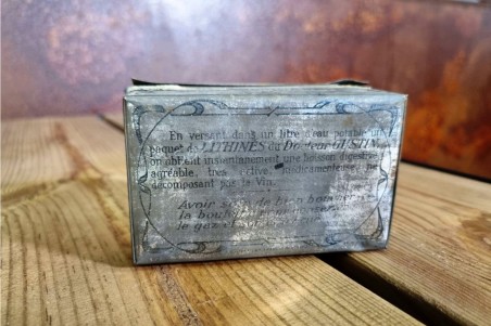 boîte traitement docteur, métal et papier, ancien, vintage, chiner, brocante