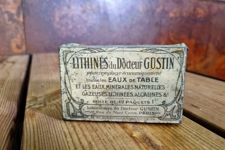 boîte traitement docteur, métal et papier, ancien, vintage, chiner, brocante