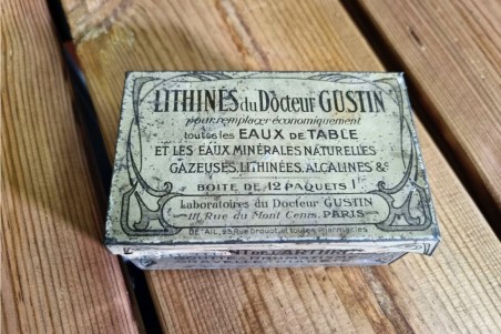 boîte traitement docteur, métal et papier, ancien, vintage, chiner, brocante