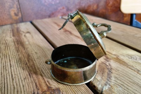 boîte métal ronde, laiton dorée, boîte à médicament boîte à bijoux, ancien, vintage, chiner, brocante