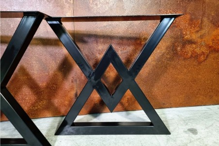 Pieds de table métal en triangles style industriel, culture vintage, décoration loft, design contemporain