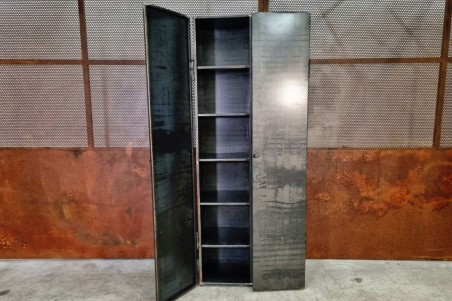 Armoire métal vintage design acier brut déco indus loft