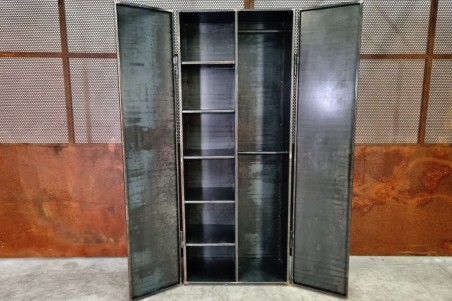 Armoire métal vintage design acier brut déco indus loft