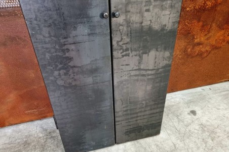 Armoire métal vintage design acier brut déco indus loft