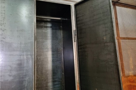 Armoire métal vintage design acier brut déco indus loft