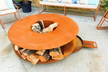 table basse brasero acier corten feux de camps jardin bac à glaçon stockage bois extérieur roulette
