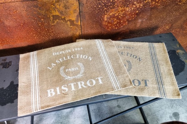 Set de table bistrot jute blanc ou gris  décoration champêtre style vintage dessous d'assiette