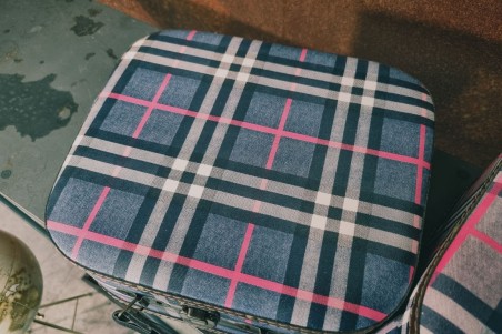 valisette carreaux , set de 2 petit modèle et grand modèle rouge et bleu décoration vintage style indus