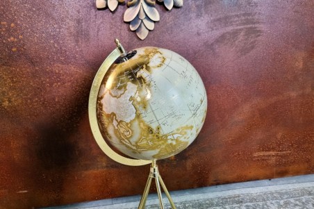 Globe vintage blanc et doré trépied or grand format style industriel décoration de bureau