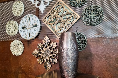 Vase bronze sculpté