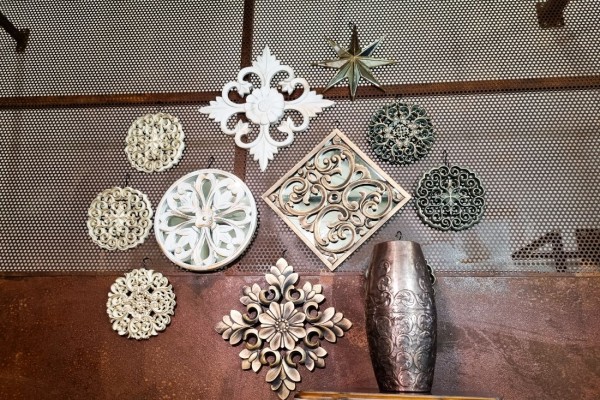 Vase bronze sculpté 2