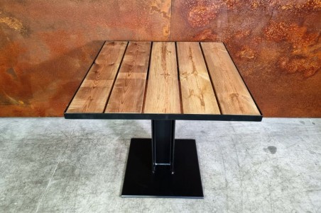 table pieds central poutrelle H plateau en lame de pin table carré terrasse bar restaurant style industriel robuste solide
