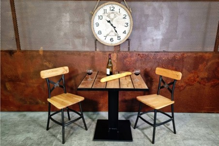 table pieds central poutrelle H plateau en lame de pin table carré terrasse bar restaurant style industriel robuste solide