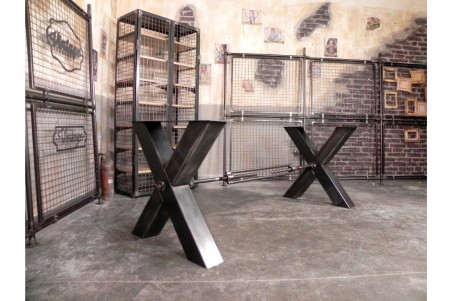 Table style industriel en bois et acier - Thaïx