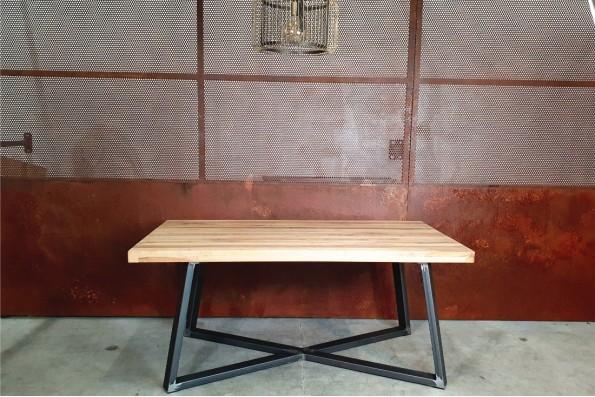 Table en bois et acier en croix - Xammès