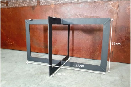 Pied de table central carré en métal - Calès