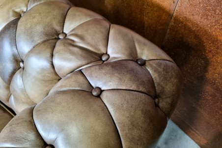 Canapé 3 places cuir vert olive capitonné design "chesterfield" style industriel déco indus loft