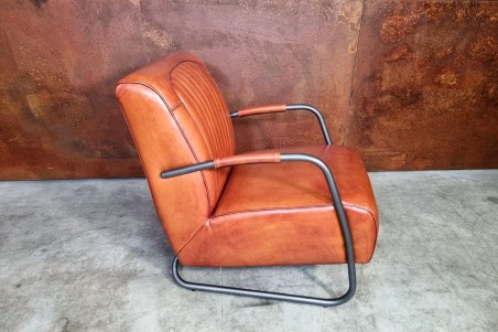 Fauteuil vintage en cuir cognac design voiture ancienne