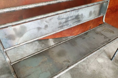 banc métal acier brut vernis ou thermolaqué, déco écolier, design industriel, style vintage