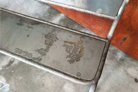 banc métal acier brut vernis ou thermolaqué, déco écolier, design industriel, style vintage