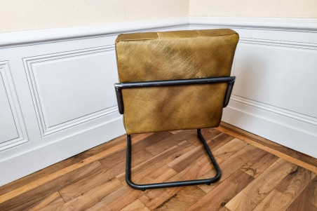 Chaise confort couleur vert olive vintage design métal déco indus loft