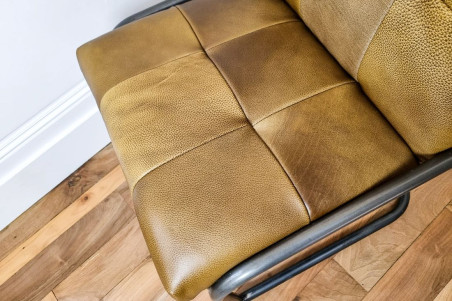 Chaise confort couleur vert olive vintage design métal déco indus loft