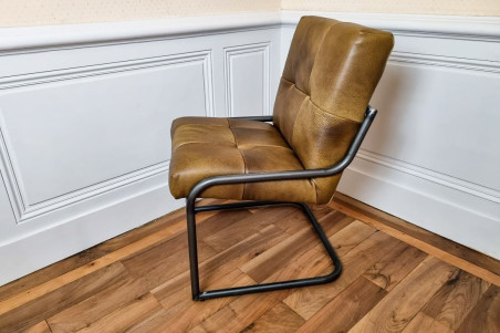 Chaise confort couleur vert olive vintage design métal déco indus loft