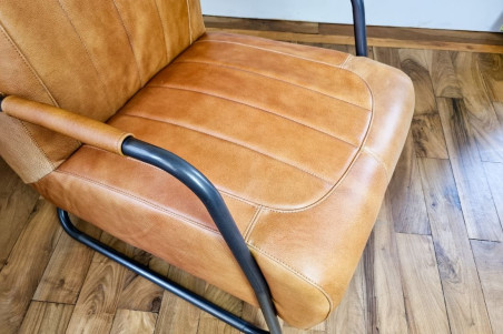 fauteuil asco haut de gamme, luxe, cuir de veau, cuir marron, cuir fauve, fabrication française, qualité confort