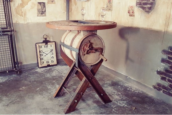Table haute tonneau style indus déco steampunk bar bistrot design vintage esprit recup
