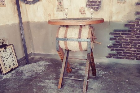 Table haute tonneau style indus déco steampunk bar bistrot design vintage esprit recup