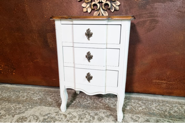 Table de chevet ancienne