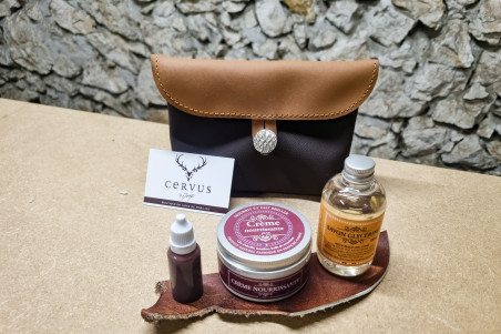 kit retouche spécial cuir Cervus trousse artisanale anti gaspi esprit recup produit entretien cuir savon crème teinte