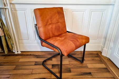 Tavèl 2.0 - Chaise capiton - double confort- en cuir - tube rond